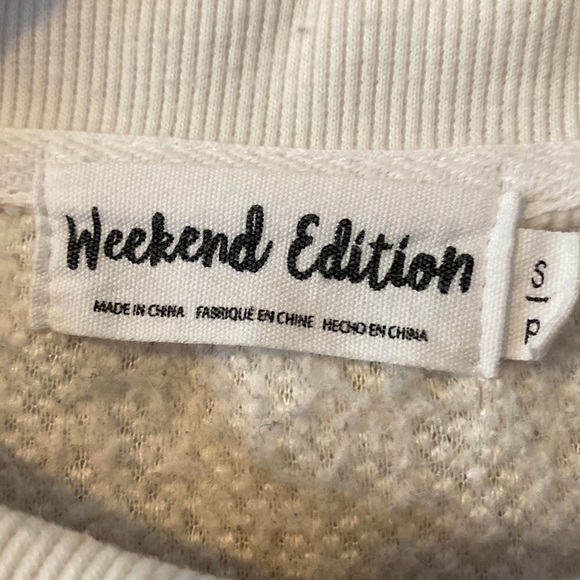 Weekend Edition Just Peachy Fuzzy Comfy Sweater - Picture 4 of 5